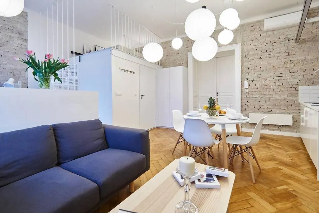 Unique Brick 2 - Old Town & Market Square Krakow Apartment